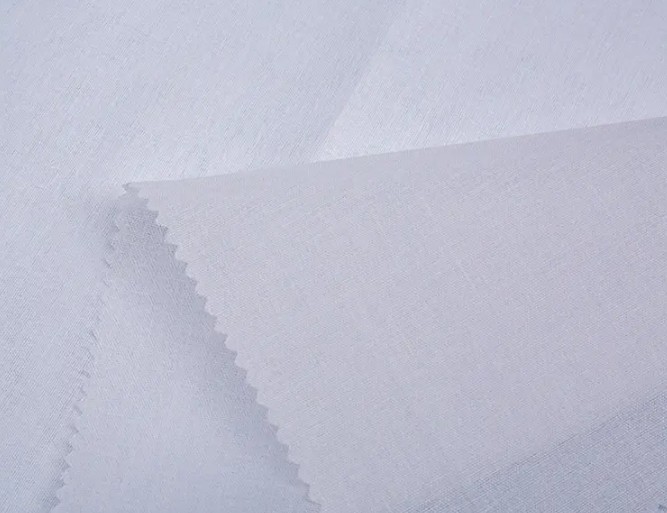 Camisa de algodão entrelaçando: o epítome de conforto e qualidade